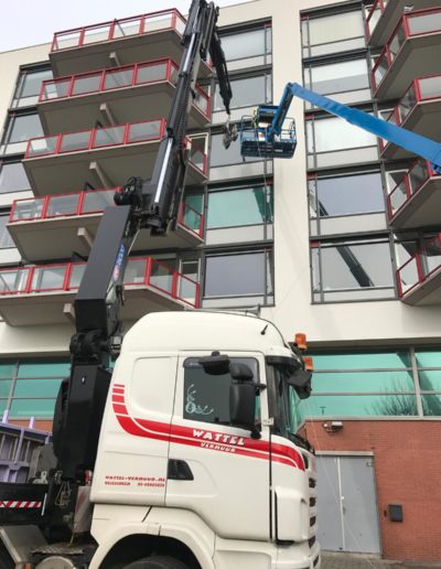 glaszetting voor particulier met autolaadkraan